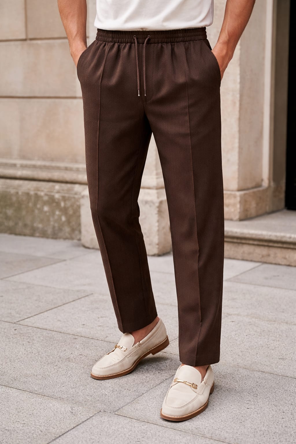 Old money brown textured trouser
